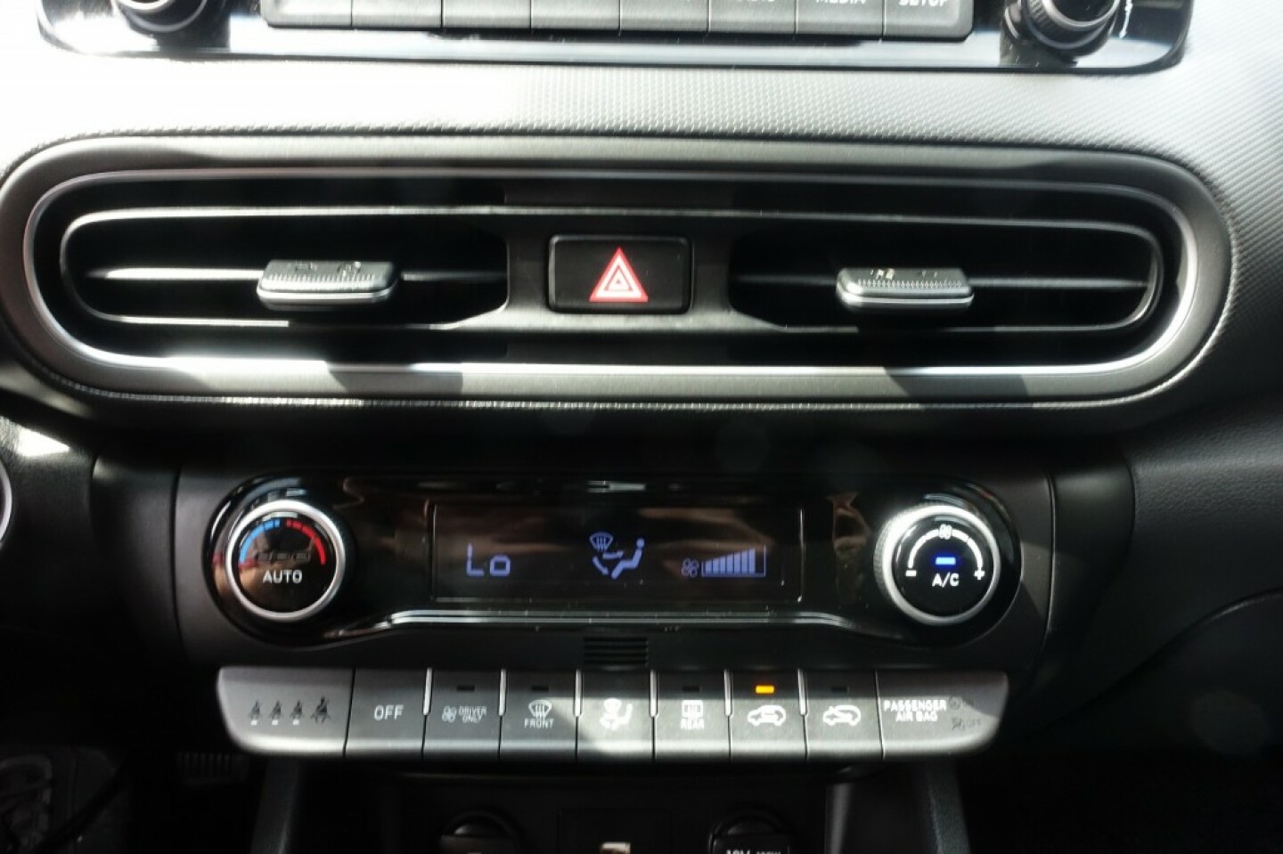 Hyundai-Kona-29