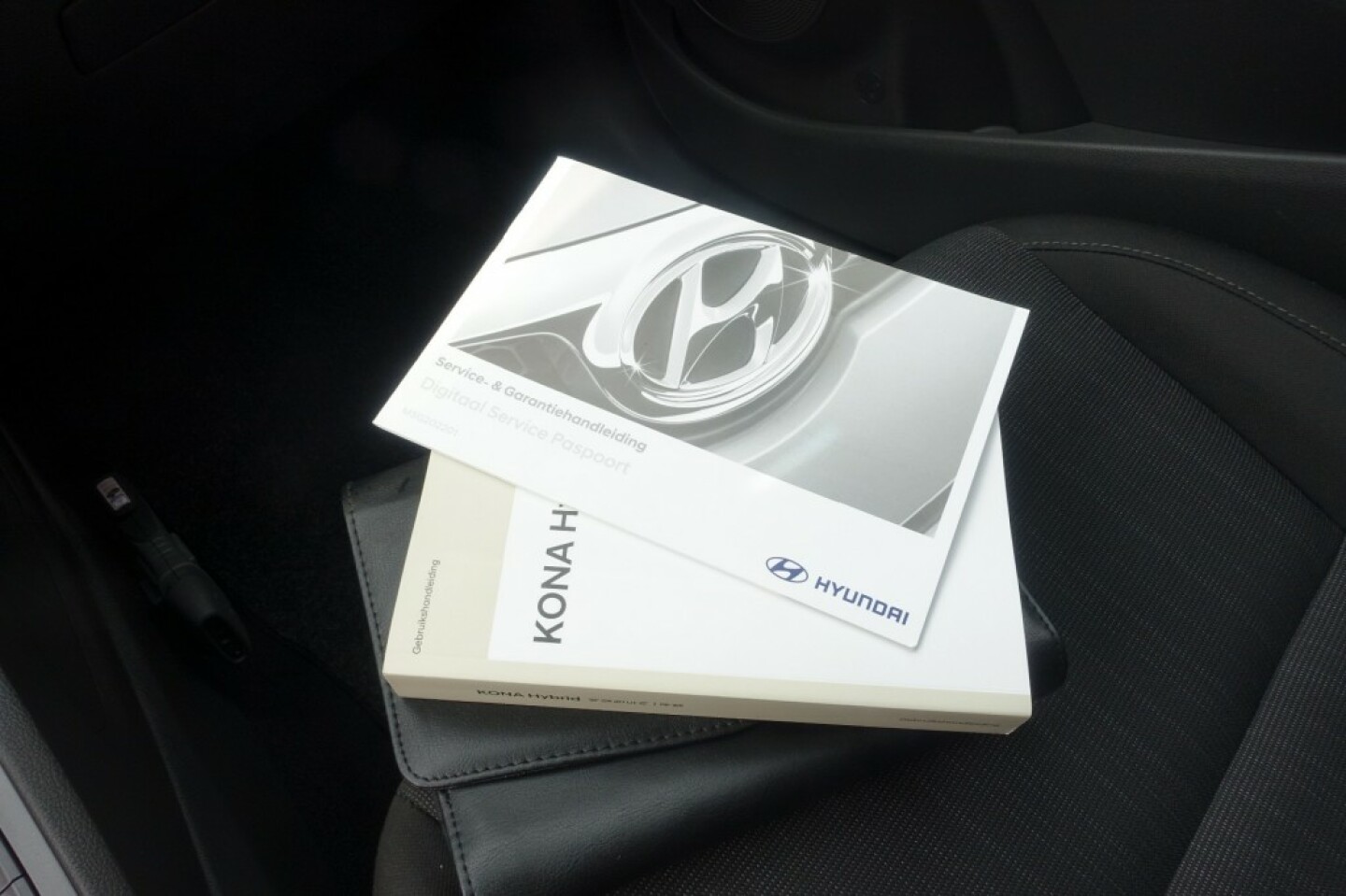 Hyundai-Kona-35
